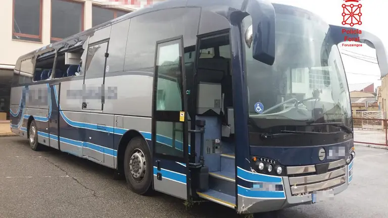 Autobús robado por un joven en Tafalla POLICÍA FORAL