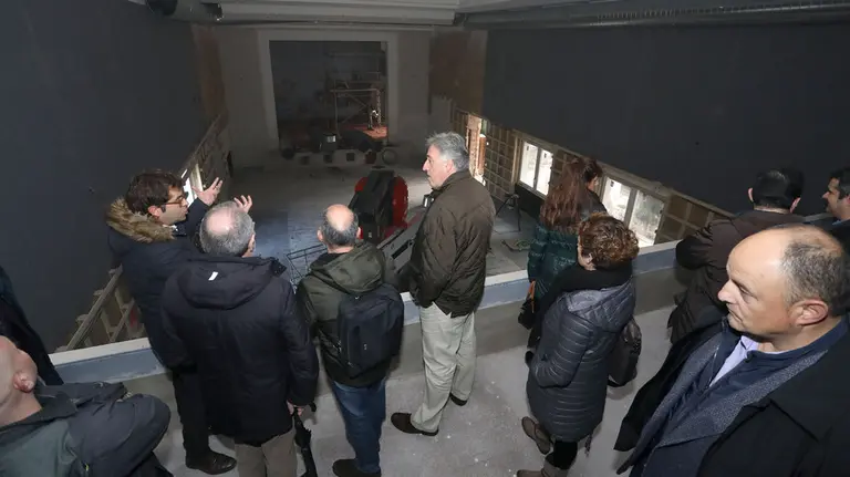 Asirón y la comisión deUrbanismo visitan las obras de las Salesianas en la Chantrea. AYUNTAMIENTO DE PAMPLONA