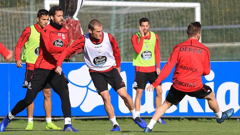 Entrenamiento del conjunto gallego. Foto Web RCDeportivo.es