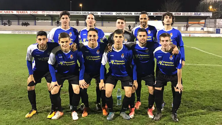 Equipo titular de la Peña Sport en la Copa Federación. Twitter P Sport.