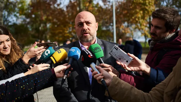 Conmemoración del Día Mundial en Recuerdo a las Víctimas de Accidentes de Tráfico con una concentración a la que asisten el delegado del Gobierno y el subjefe provincial de Tráfico. MIGUEL (5)