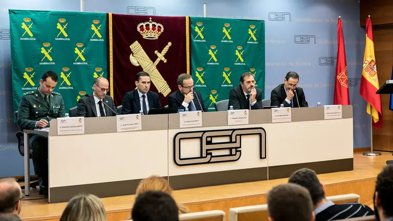 Jornada profesional de la Guardia Civil sobre buenas prácticas en la comunicación (03). IÑIGO ALZUGARAY