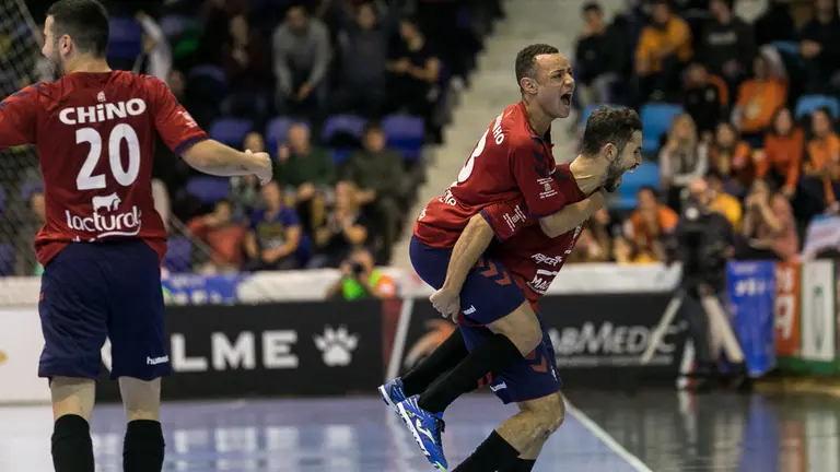 Partido de la liga de Fútbol Sala entre Osasuna Xota y Ribera Navarra en el Pabellón Anaitasuna (47). IÑIGO ALZUGARAY