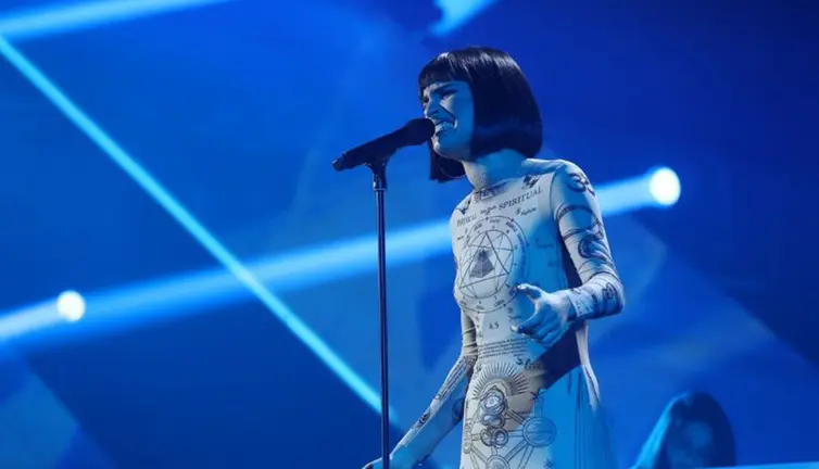 La pamplonesa Natalia Lacunza interpreta The scientist, de Coldplay, en la décima gala de Operación Triunfo RTVE