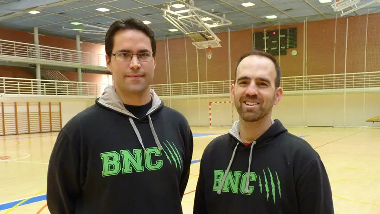 Xabi Jiménez y Javier Sobrino en el pabellón Arrosadía de Pamplona.