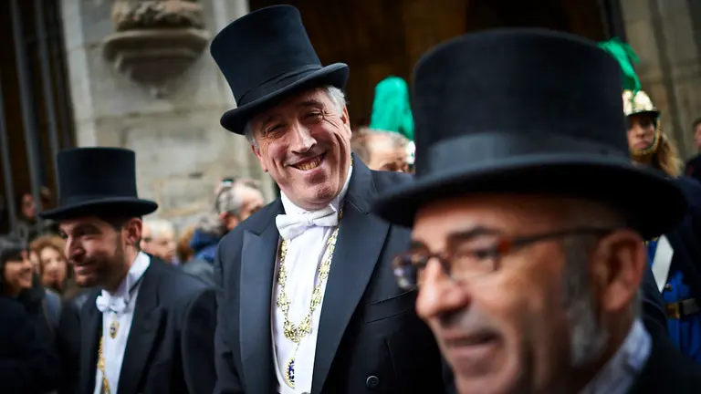 Procesión de San Saturnino por las calles de Pamplona. MIGUEL OSÉS 28