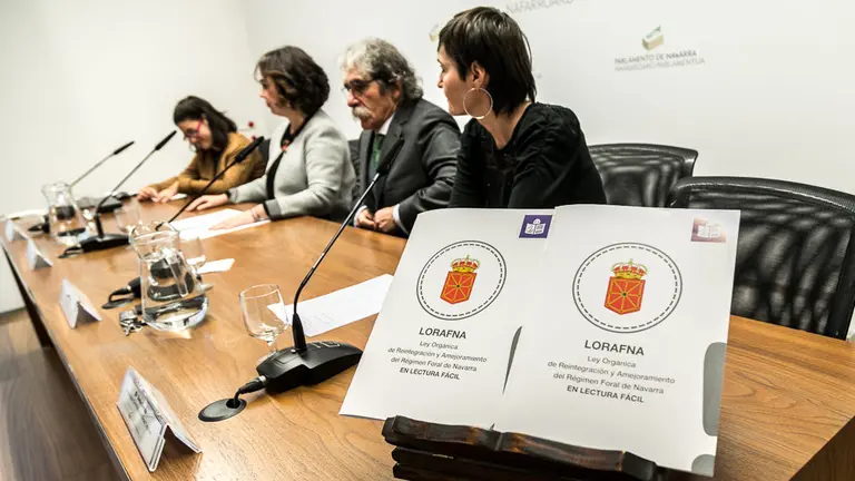 Presentación de la versión en lectura fácil de la Ley Orgánica de Reintegración y Amejoramiento del Régimen Foral de Navarra (05). IÑIGO ALZUGARAY