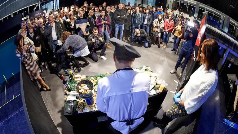 Edurne Pasaban y el cocinero Juan Carlos Fernández crean el menú navarro CEDIDA