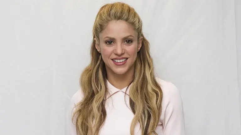 SHAKIRA