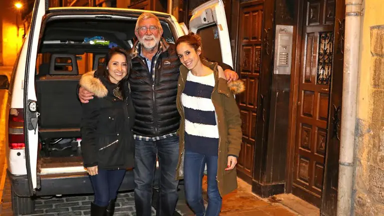 El comedor social París 365 reparte sopa caliente y materiales contra el frío CEDIDA