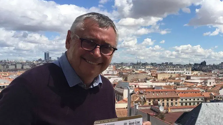 Michael Robinson, comentarista deportivo TWITTER (@michaelrobinson)