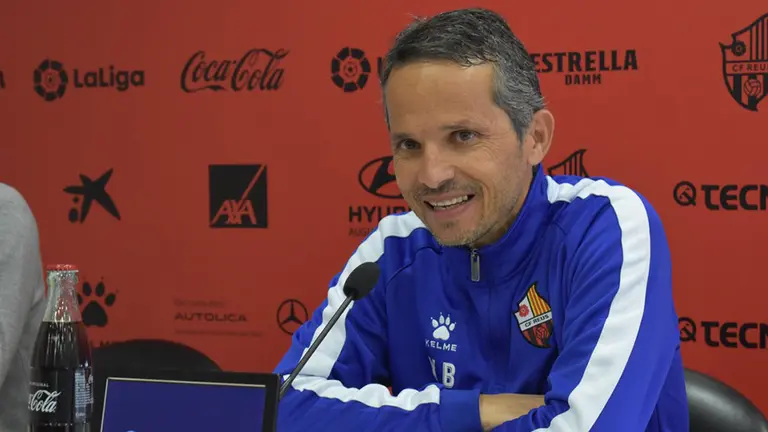 El técnico Xavi Bartolo entrena al Reus Deportivo. Twitter Reus