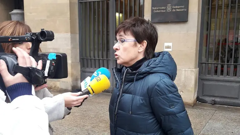 La concejala Edurne Eguino atiende a los medios de comunicación tras la presentación de un escrito dirigido al Gobierno foral por el uso de los Caídos CEDIDA