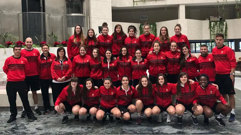 Selecciones navarras de fútbol  sala femenino, en Almería. Cedida.