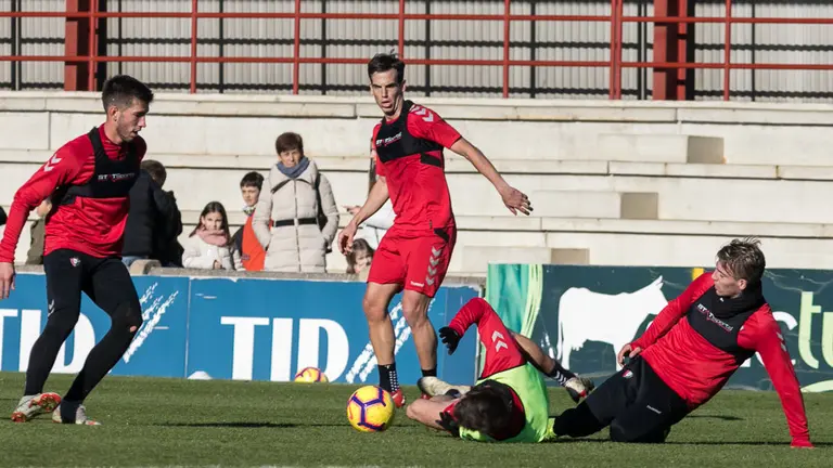 Entrenamiento de Osasuna en las instalaciones de Tajonar (31). IÑIGO ALZUGARAY