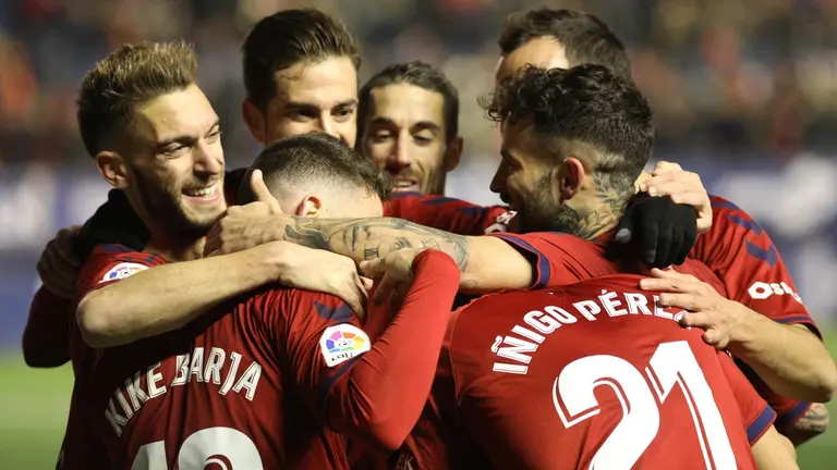 Partido en El Sadar entre Osasuna y el Cádiz ÍÑIGO ALZUGARAY (3)