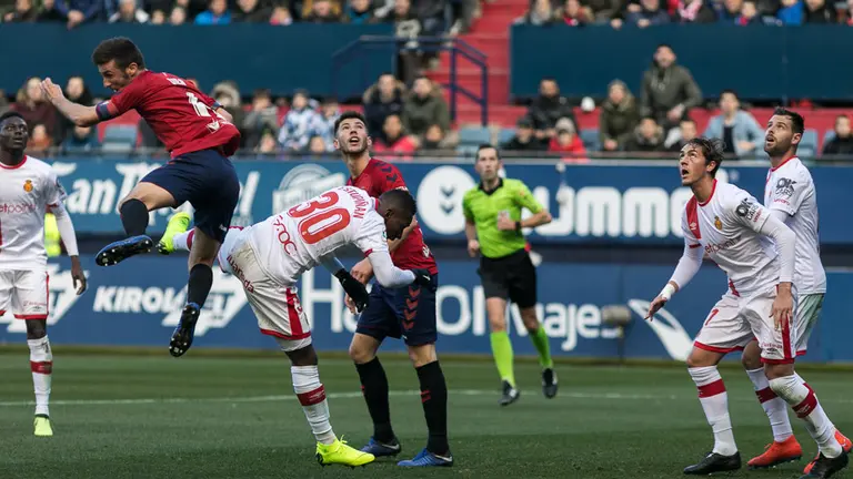 Partido entre Osasuna y Mallorca disputado en El Sadar(16). IÑIGO ALZUGARAY