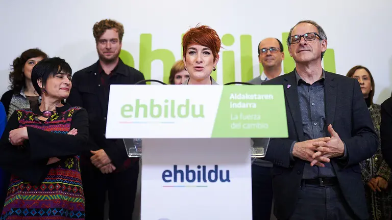 Rueda de prensa de la candidata de EH Bildu a la presidencia del Gobierno de Navarra, Bakartxo Ruiz, sobre actualidad política tras la reunión de las personas que componen la lista de la coalici (2)
