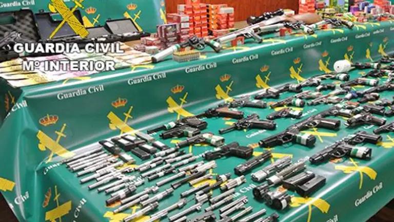 Armas incautadas a un hombre de 73 años en Toledo GUARDIA CIVIL