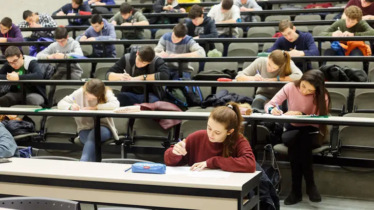 Imagen de archivo de un aula de la UPNA. ARCHIVO