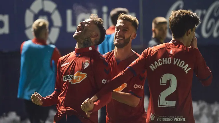 Partido entre Osasuna y Granada correspondiente a la jornada numero 24. MIGUEL OSÉS 18