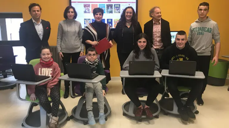 La consejera Solana en la presentación de la Biblioteca Escolar Digital Odisea GOBIERNO DE NAVARRA
