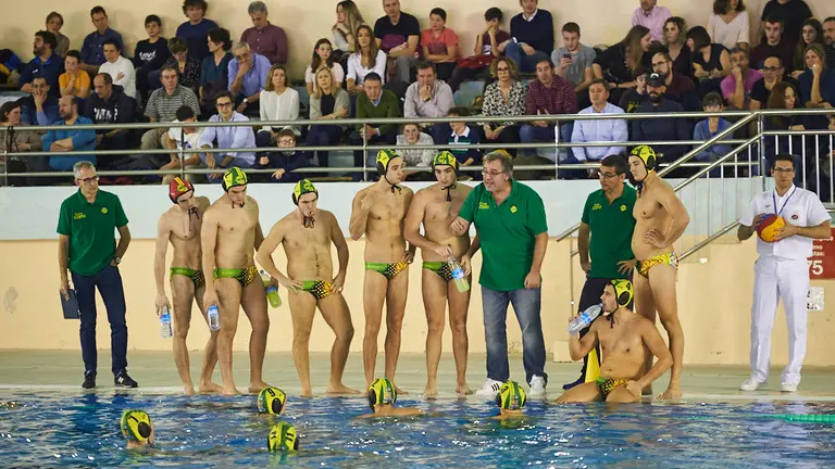 El Waterpolo Navarra se enfrenta al CN cataluña en las instalaciones de Amaya. MIGUEL OSÉS 11