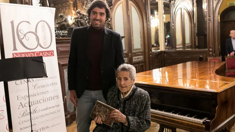 Presentación del libro de Daniel Ramírez, 'Eusebius, capitán de la nave de Baco' (03). IÑIGO ALZUGARAY