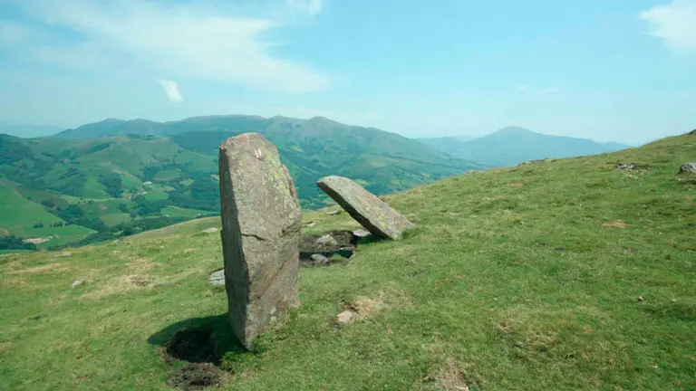 Menhires en Navarra. CEDIDA