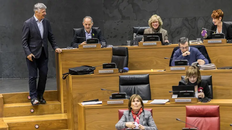 Pleno del Parlamento de Navarra (17). IÑIGO ALZUGARAY