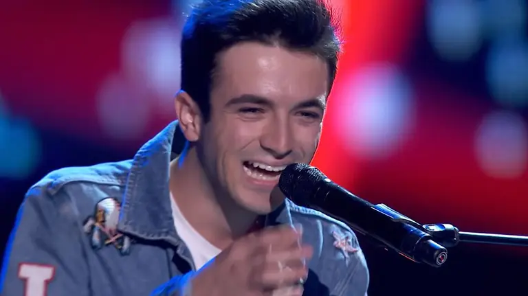 El pamplonés Javier Erro durante su audición a ciegas en La voz, donde fue seleccionado y se integró en el equipo del coach Pablo López ANTENA 3