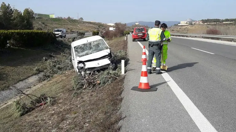 Accidente en la AP-15 GUARDIA CIVIL