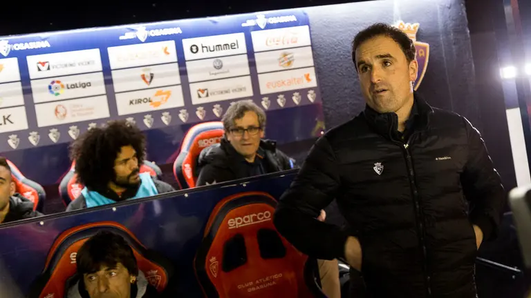 Partido entre Osasuna y Zaragoza disputado en El Sadar (51). IÑIGO ALZUGARAY