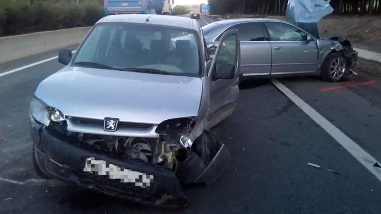 Accidente de tráfico en la A-68 (2) POLICÍA FORAL