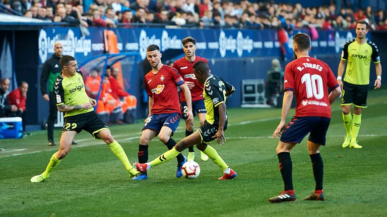 Partido entre Osasuna y Nastic correspondiente a la vigesimo octava jornada de liga. MIGUEL OSÉS
