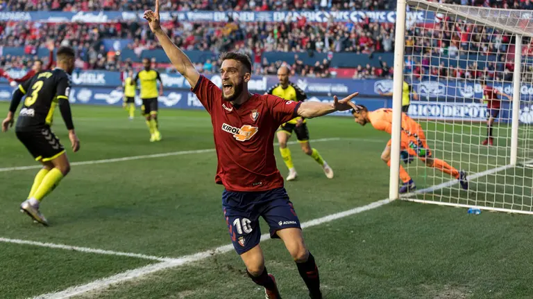 Partido entre Osasuna y Nastic de Tarragona disputado en El Sadar -(32). IÑIGO ALZUGARAY