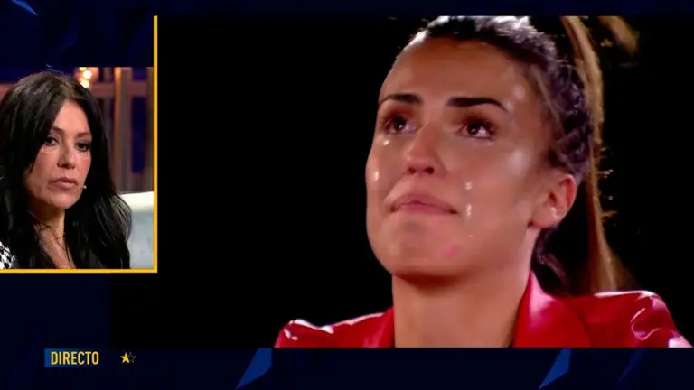 La pamplonesa Sofía Suescun llora al recordar su infancia y el maltrato de su padre a su madre, Maite Galdeano. TELECINCO