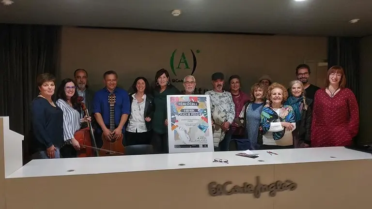 Foto de grupo. Lunes de Lírica