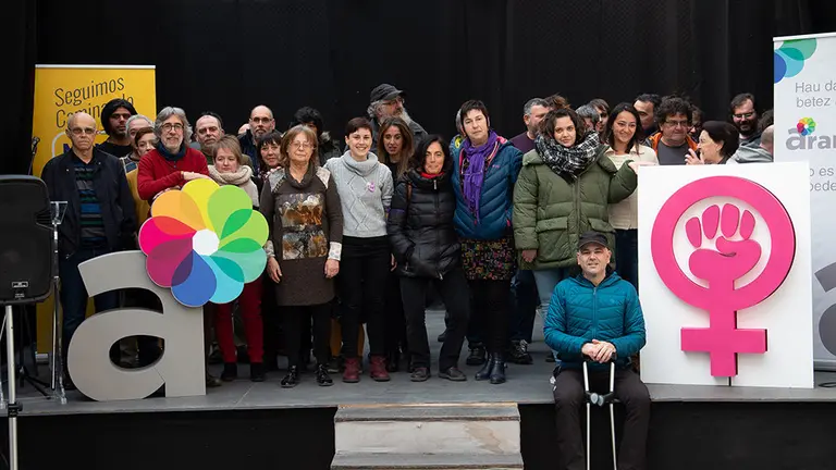 Aranzadi presenta su candidatura municipalista en el patio de los gigantes