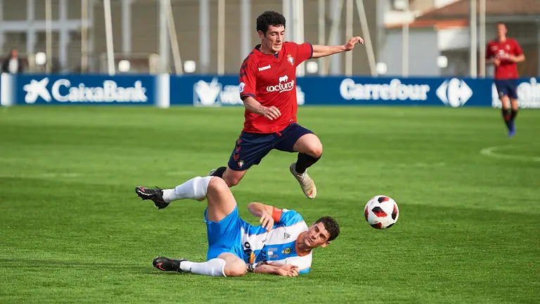 Osasuna promesas se enfrenta al Cirbonero en Tajonar. PABLO LASAOSA 7