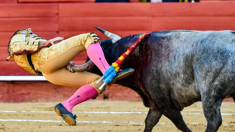 Corridas de Toros en la Feria de Fallas de Valencia con Rafaelillo, Octavio Chacón y Varea. SCP (2)