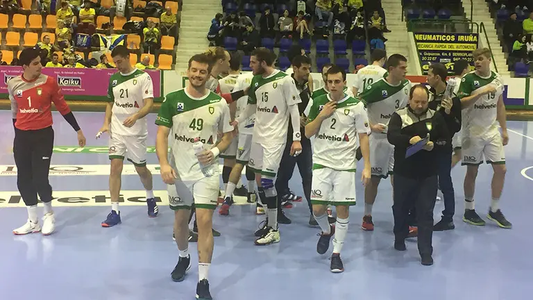 Tiempo muerto del Anaitasuna ante el Bidasoa.