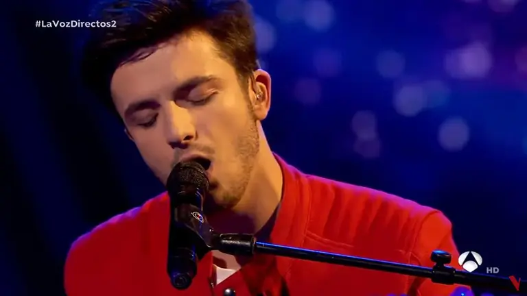 El pamplonés Javier Erro interpreta California dreaming al piano en los directos de La Voz ANTENA 3