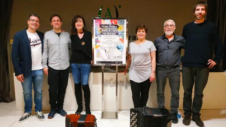 De izquierda a derecha Pernando Gaztelu, Iñaki Arbilla, Inma Biurrun, Silvia Marambio, Koldo Pla y Juan Cazcarra. CEDIDA