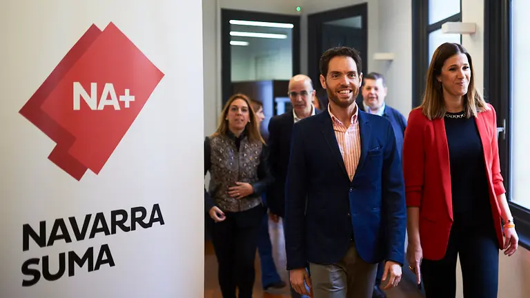 Sergio Sayas comparece en rueda de prensa para anunciar el inicio de la campaña electoral. PABLO LASAOSA