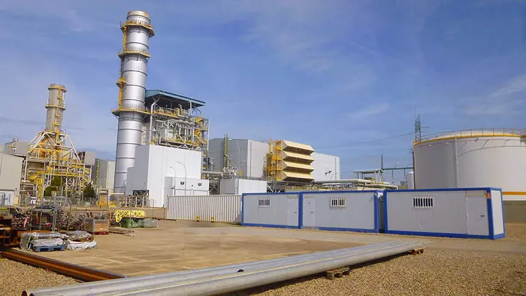 Imagen de la central térmica de Castejón. Foto: WIKIPEDIA