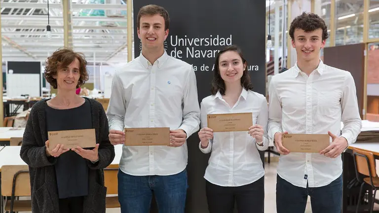 Los alumnos premiados en la Olimpiada de dibujo técnico UNIVERSIDAD DE NAVARRA