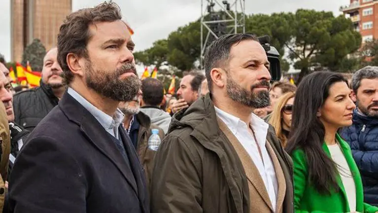 Iván Espinosa de los Monteros, Santiago Abascal y Rocío Monasterio, durante una concentración en Madrid ARCHIVO