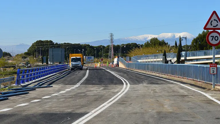 Reapartura del puente de Tudela en la carretera N121 después de que un camión lo destrozara el pasado mes de febrero y haya permanecido dos meses de obras GOBIERNO DE NAVARRA