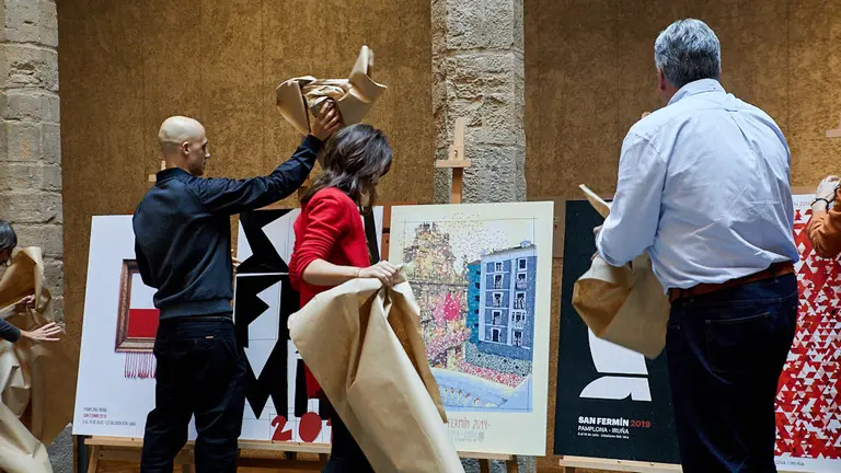 Presentación de las obras finalistas del concurso de carteles de San Fermín 2019 (03). IÑIGO ALZUGARAY